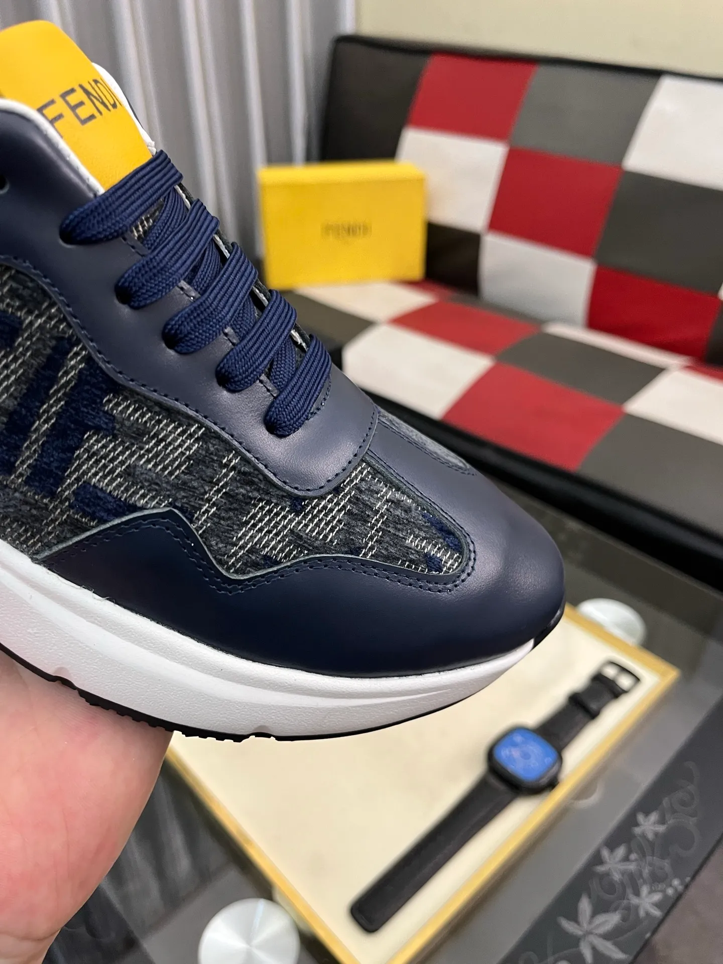 Men's Men's Shoes💰458⌚️⌚️[Fendi] Fendi's latest casual shoes for men! Available at counters simultaneously! A one-to-one replica of the original. Made entirely of imported top-grain calfskin, the interior is made of top-grain water-dyed cowhide, and the original factory-supplied rubber outsole. Leading new fashion concepts. Matching code: 38-443️⃣Colors available